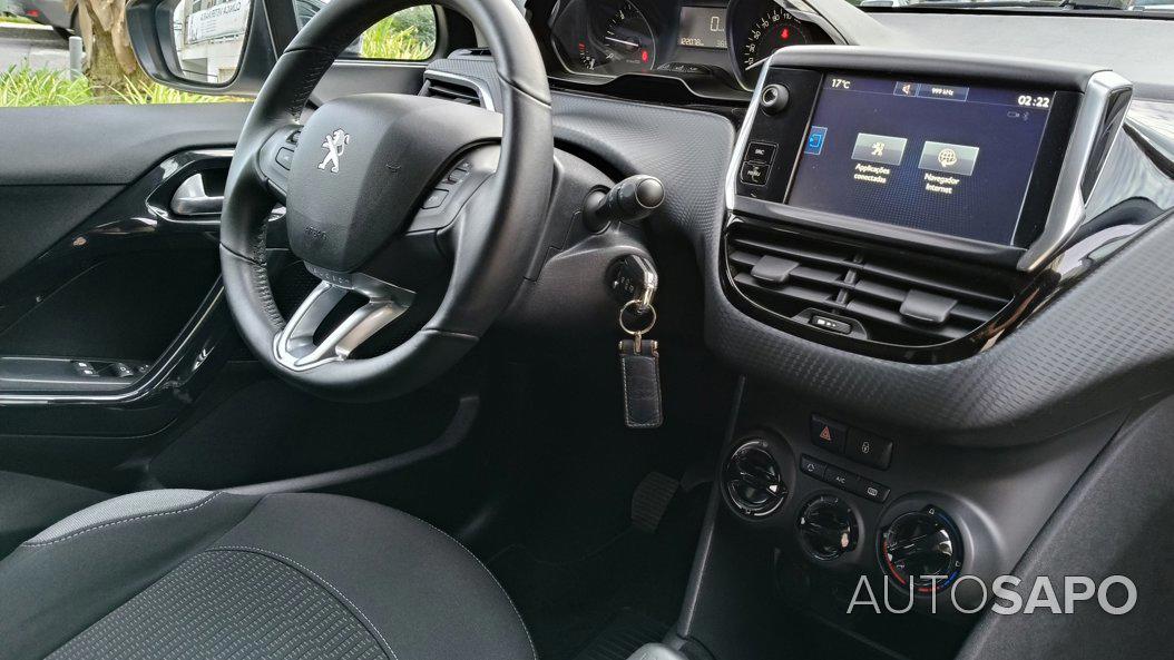 Peugeot 208 1.6 Blue HDI Style de 2016