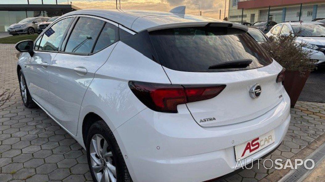 Opel Astra de 2018