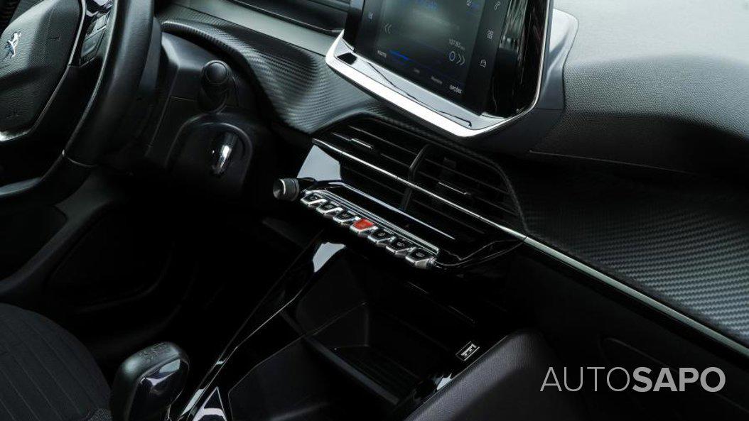 Peugeot 208 1.2 PureTech Active de 2021