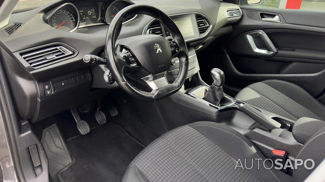 Peugeot 308 SW 1.6 BlueHDi Style de 2017