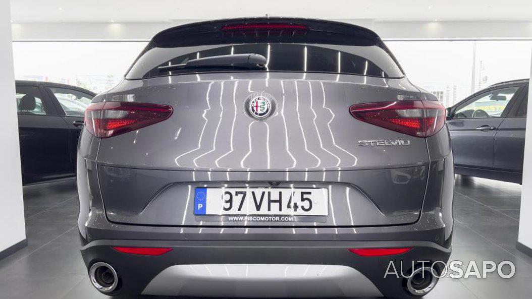 Alfa Romeo Stelvio 2.2 D Super AT8 de 2018