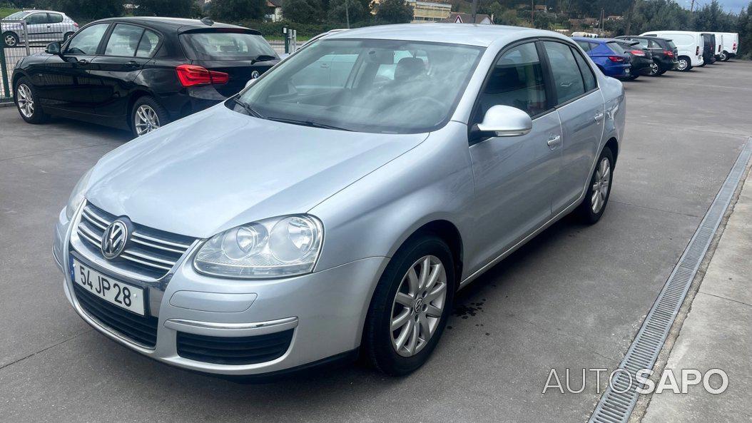 Volkswagen Jetta 1.6 TDi Confortline de 2010