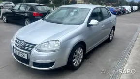 Volkswagen Jetta 1.6 TDi Confortline de 2010