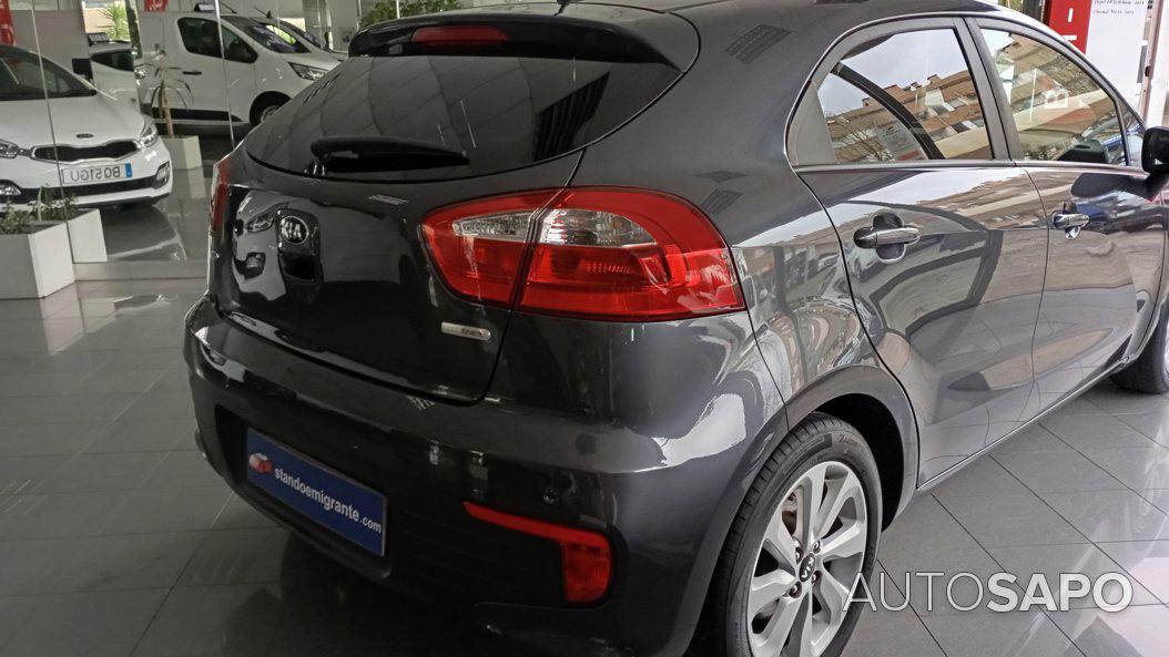 Kia Rio 1.2 CVVT TX ISG de 2016