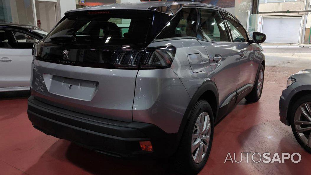 Peugeot 3008 1.2 PureTech Active de 2021