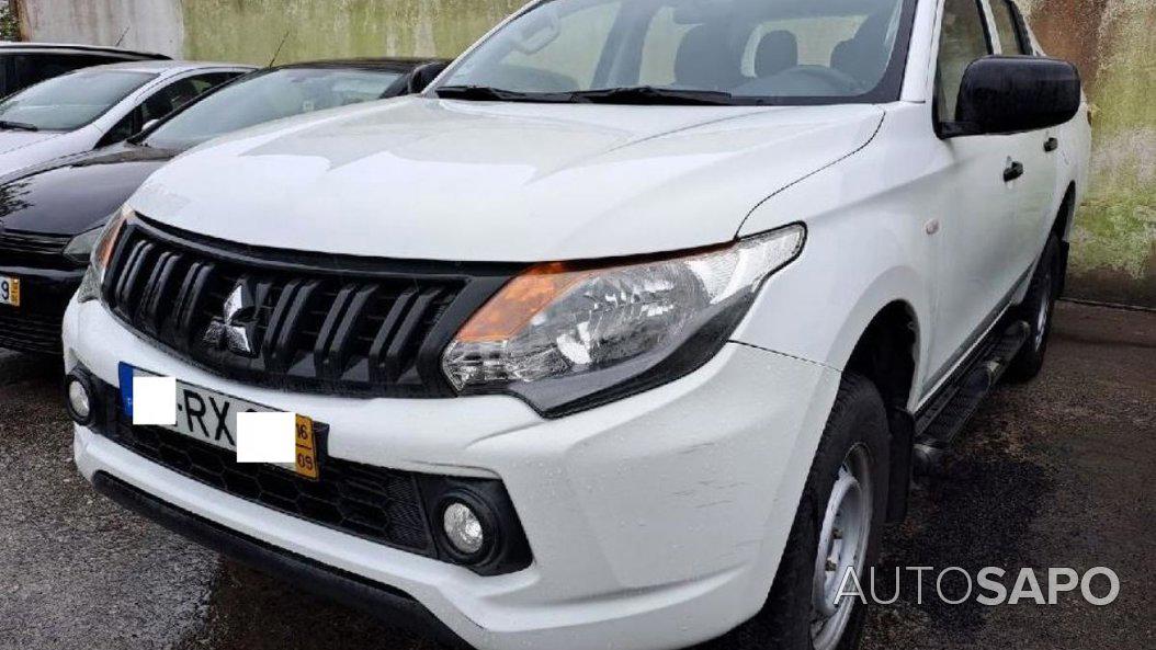 Mitsubishi L200 2.4 DI-D CD Invite 2WD de 2016