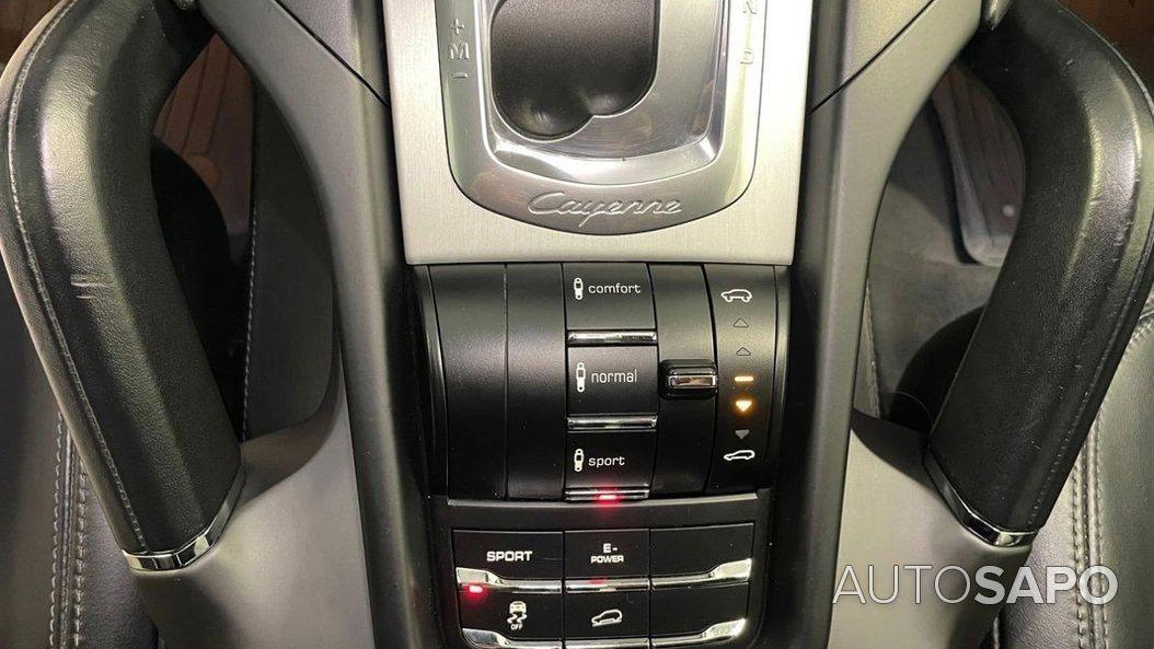 Porsche Cayenne S Hybrid de 2011