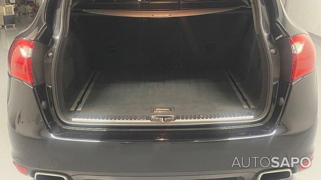 Porsche Cayenne S Hybrid de 2011