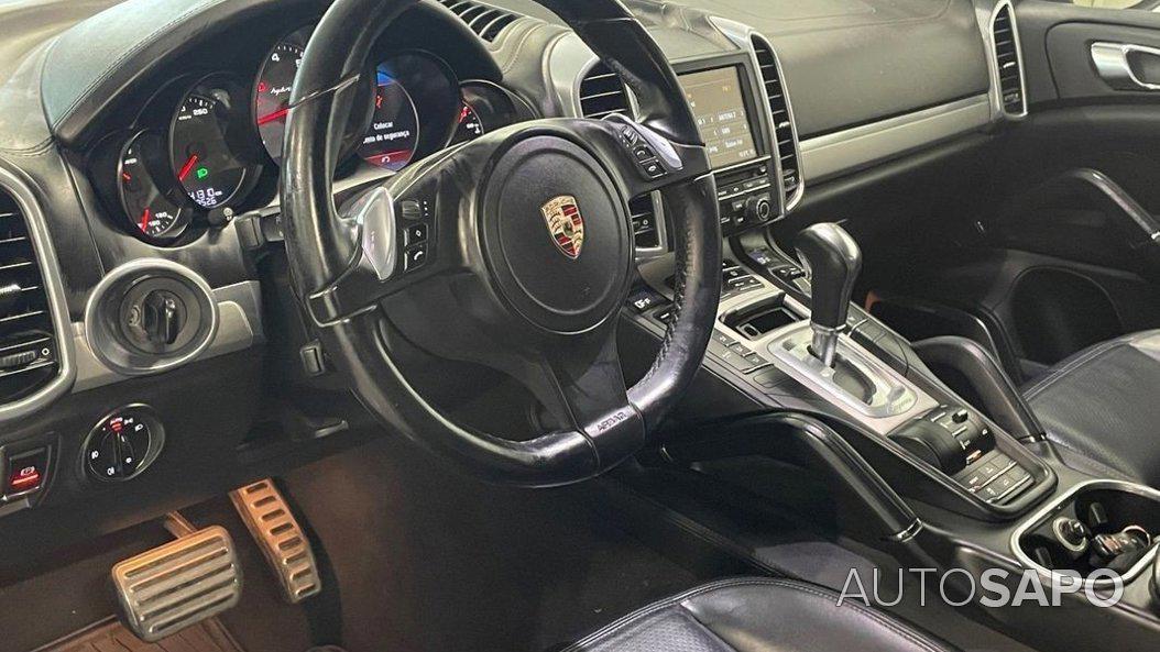 Porsche Cayenne S Hybrid de 2011