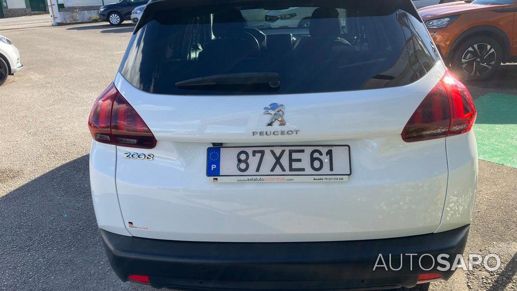 Peugeot 2008 1.2 PureTech Style de 2019