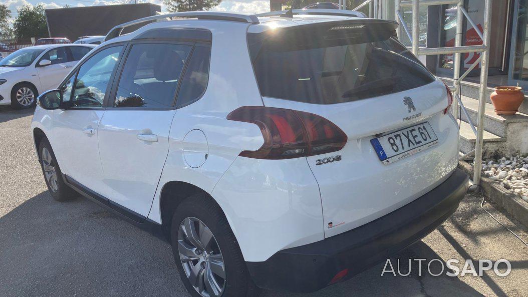 Peugeot 2008 1.2 PureTech Style de 2019