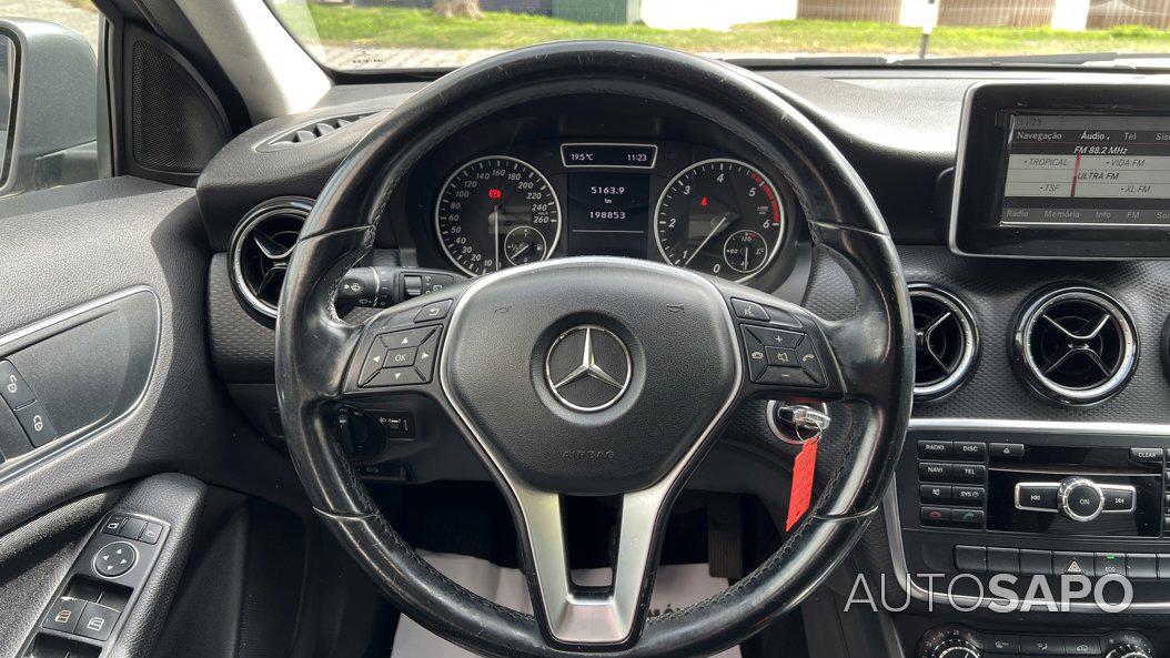 Mercedes-Benz Classe A 180 CDi B.E. Style de 2013