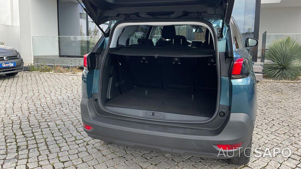 Peugeot 5008 1.2 PureTech Active de 2017