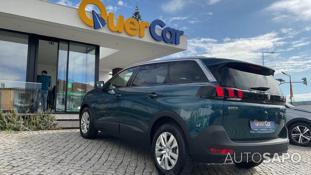 Peugeot 5008 1.2 PureTech Active de 2017