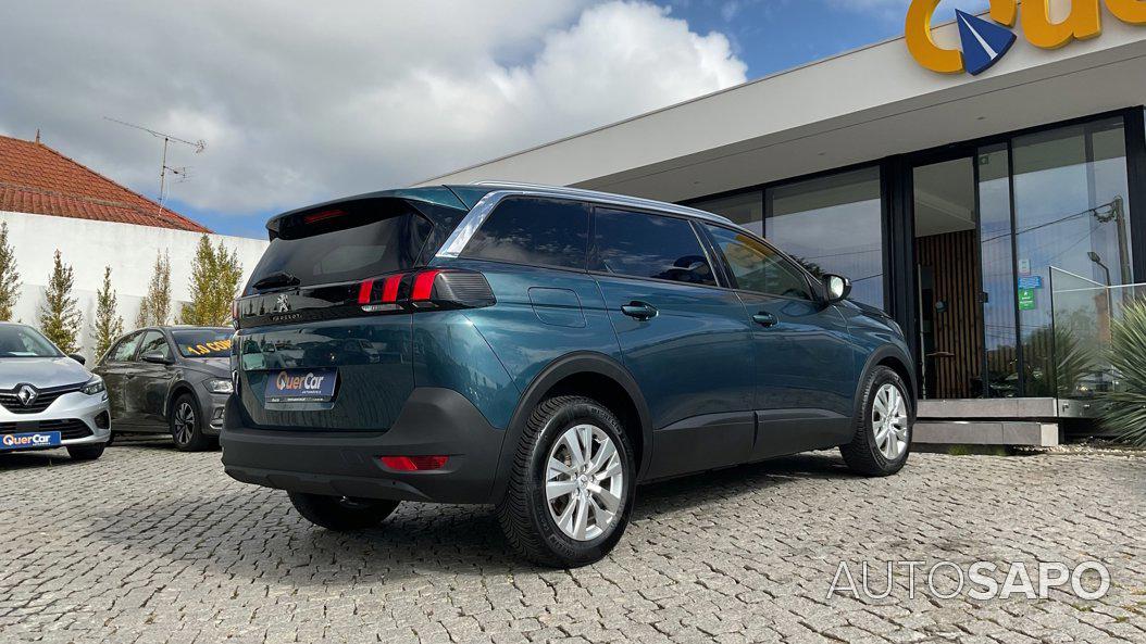 Peugeot 5008 1.2 PureTech Active de 2017