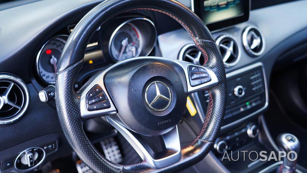 Mercedes-Benz Classe CLA de 2015