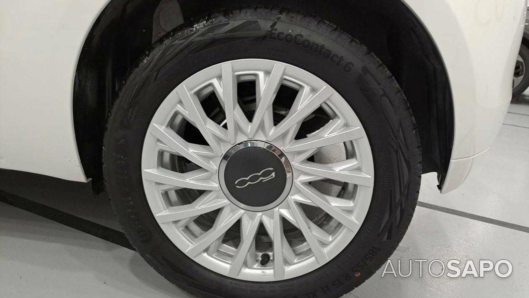 Fiat 500 1.0 Hybrid Dolcevita de 2024