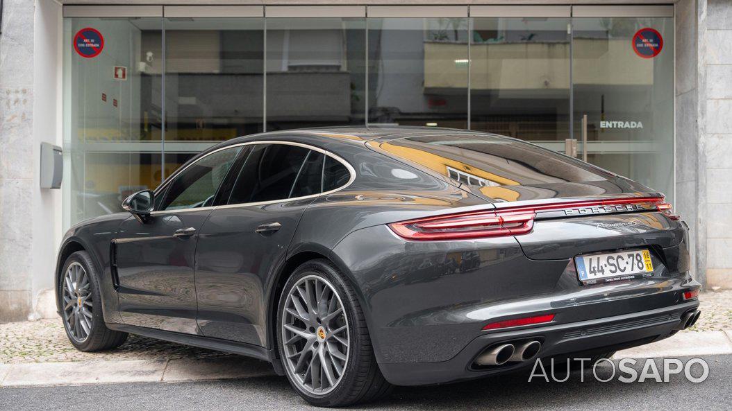 Porsche Panamera de 2016