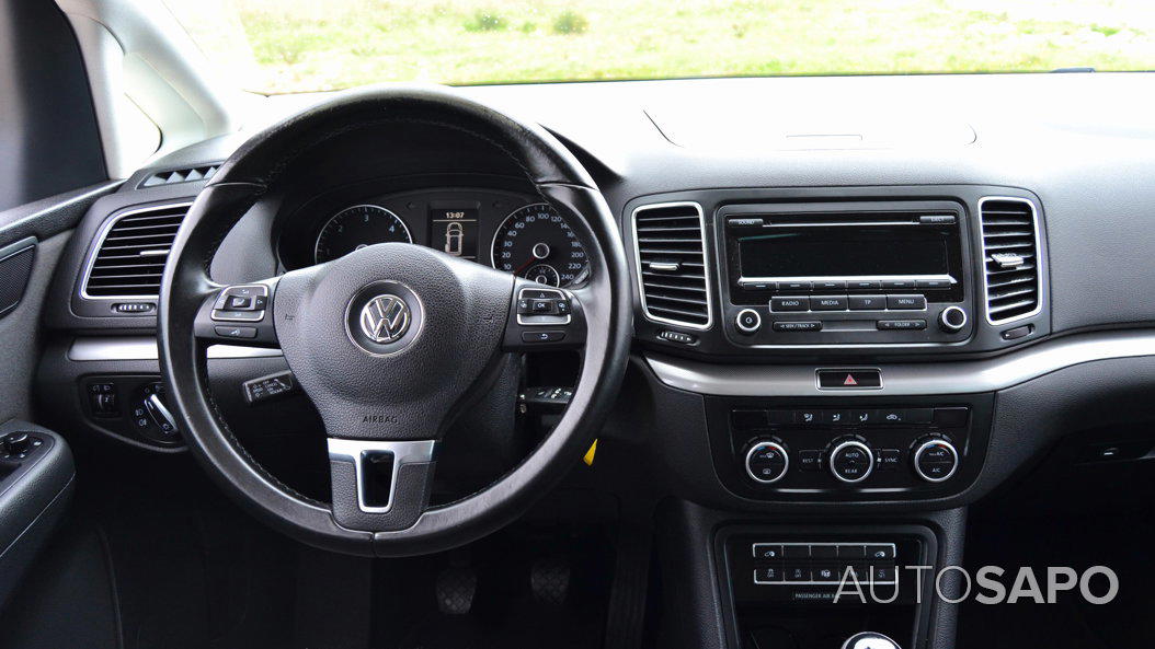 Volkswagen Sharan 2.0 TDi Confortline de 2014