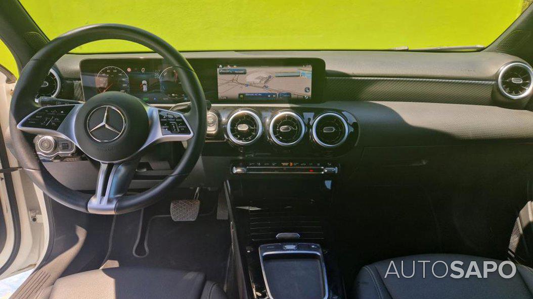 Mercedes-Benz Classe A 250 e Progressive de 2024
