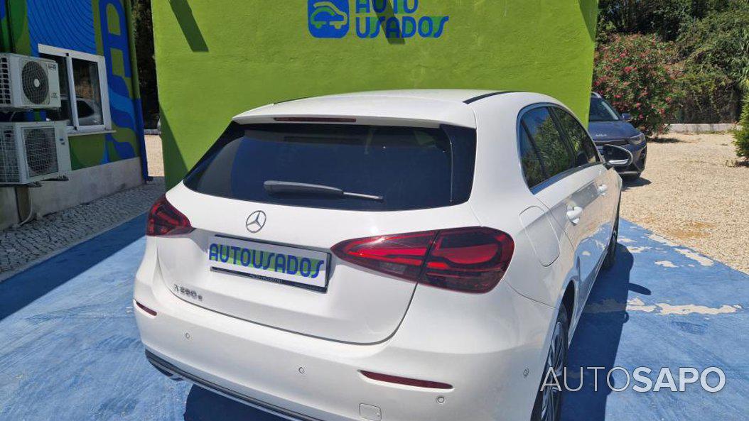 Mercedes-Benz Classe A 250 e Progressive de 2024