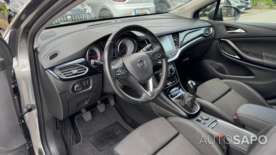 Opel Astra de 2019