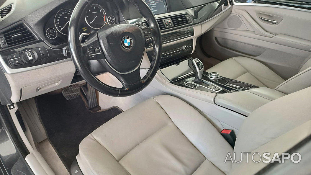 BMW Série 5 520 d de 2010