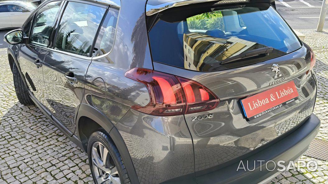 Peugeot 2008 1.2 PureTech Allure EAT8 de 2017