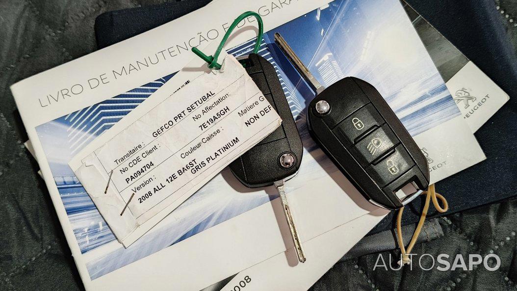 Peugeot 2008 1.2 PureTech Allure EAT8 de 2017