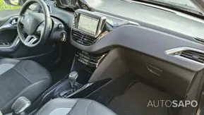 Peugeot 2008 1.2 PureTech Allure EAT8 de 2017