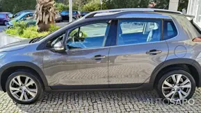 Peugeot 2008 1.2 PureTech Allure EAT8 de 2017