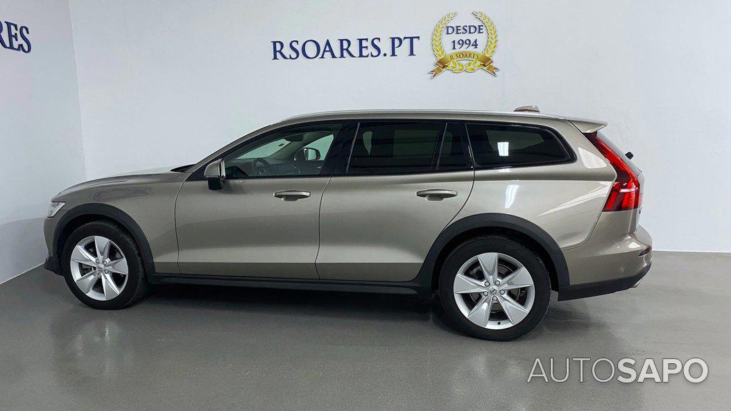 Volvo V60 Cross Country 2.0 D4 Geartronic de 2020