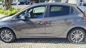 Peugeot 208 1.5 HDI Signature de 2018