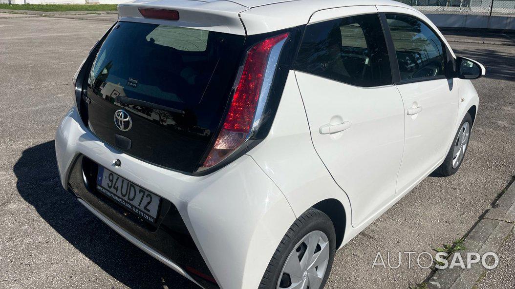 Toyota Aygo 1.0 + AC de 2018