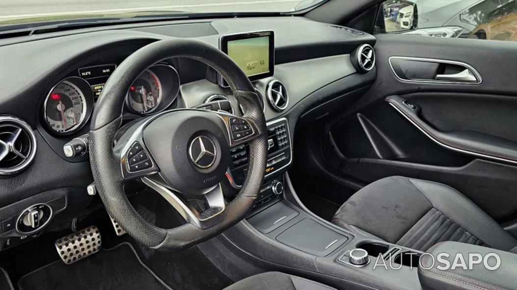 Mercedes-Benz Classe GLA 180 AMG Line Aut. de 2015