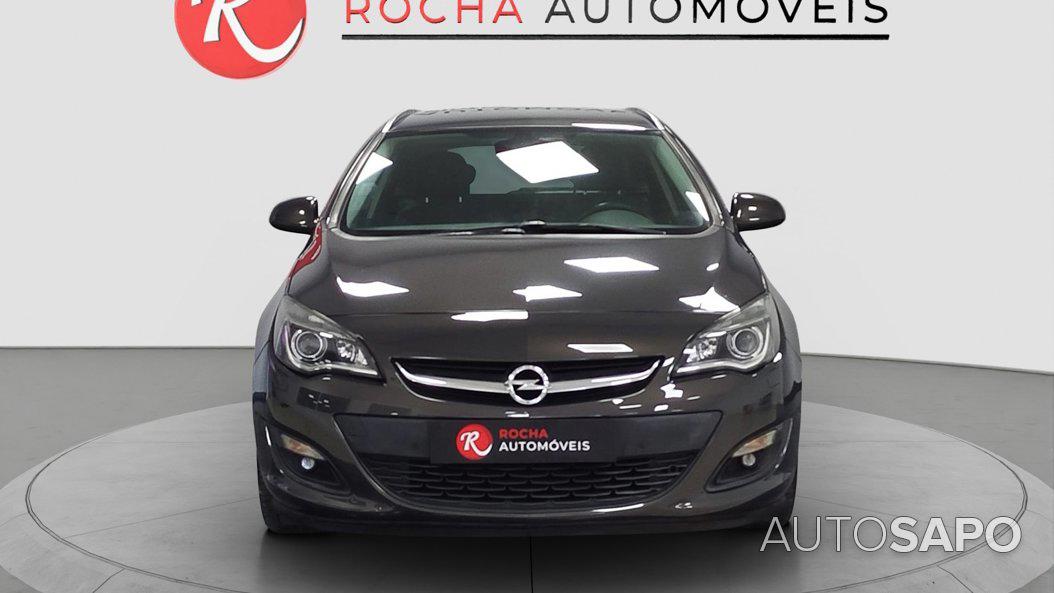 Opel Astra de 2014