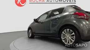 Peugeot 208 1.2 PureTech Style de 2017