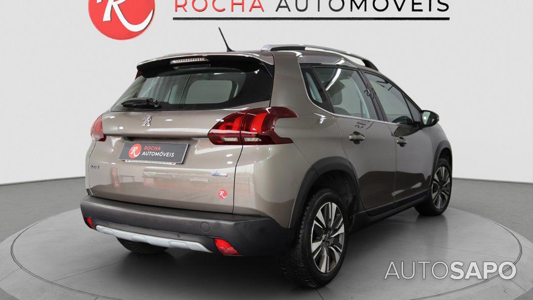 Peugeot 2008 1.2 PureTech Crossway EAT6 de 2017