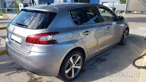 Peugeot 308 1.6 BlueHDi Active J17 de 2015