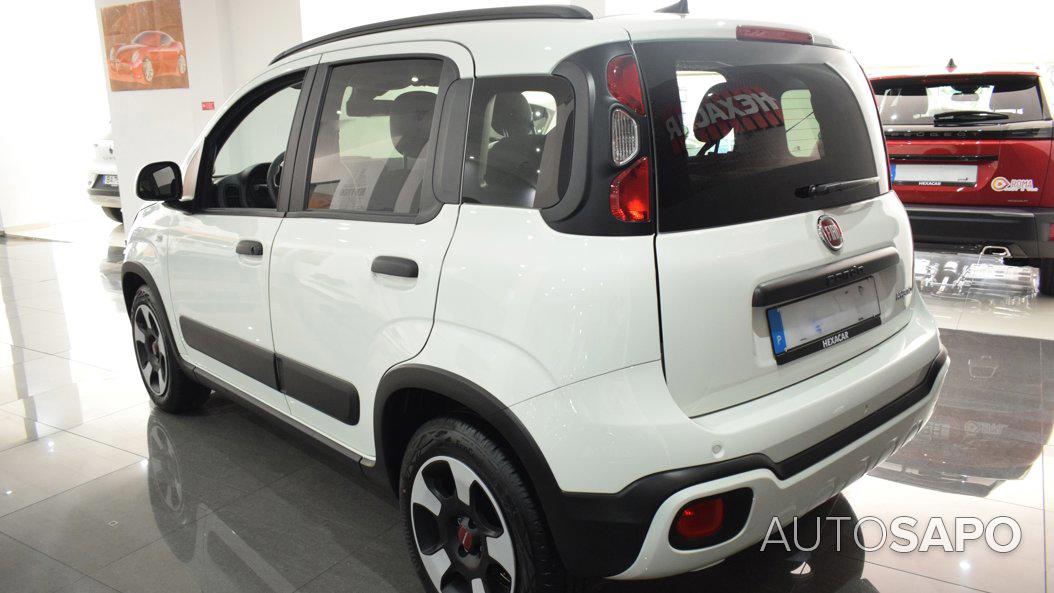 Fiat Panda 1.0 Hybrid Cross de 2024