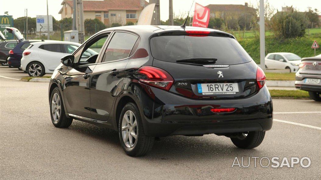 Peugeot 208 de 2016