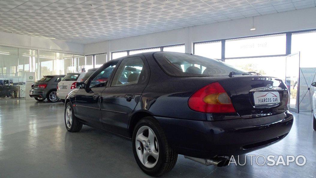 Ford Mondeo 1.8 TD Ghia de 1999