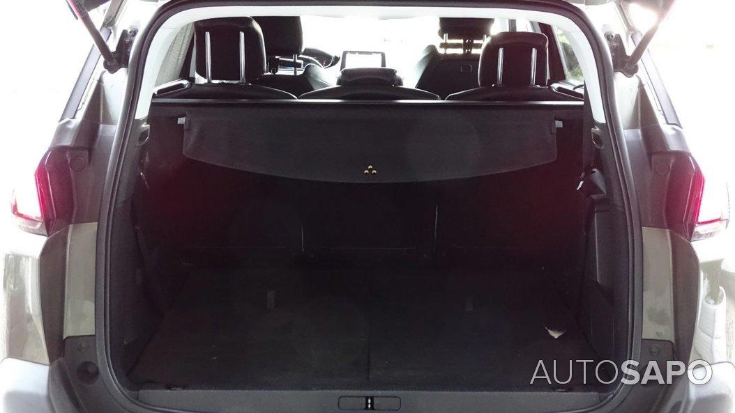 Peugeot 5008 1.5 BlueHDi Allure de 2018