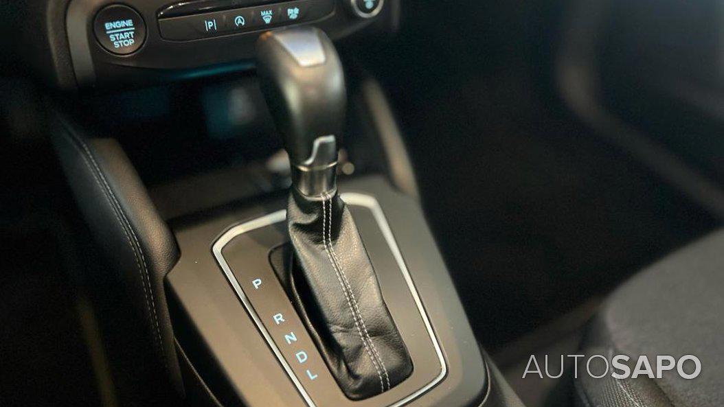 Ford Focus 1.0 EcoBoost MHEV Active X de 2023