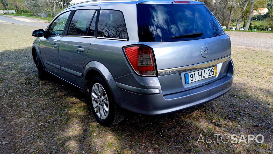 Opel Astra 1.7 CDTi Cosmo M6 de 2009