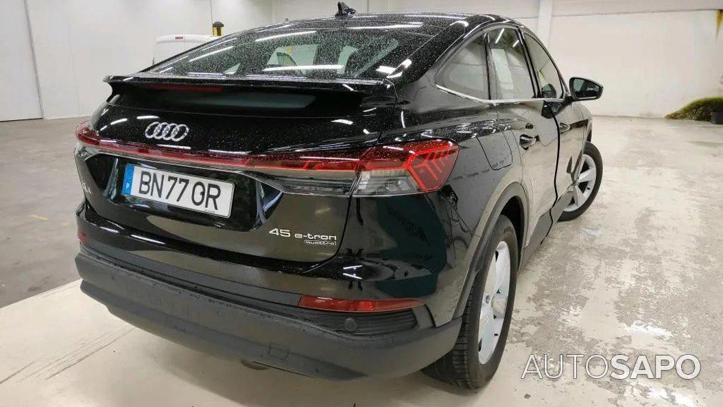 Audi Q4 45 quattro 82 kWH de 2024