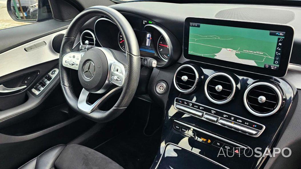 Mercedes-Benz Classe C 300 de AMG Line de 2020