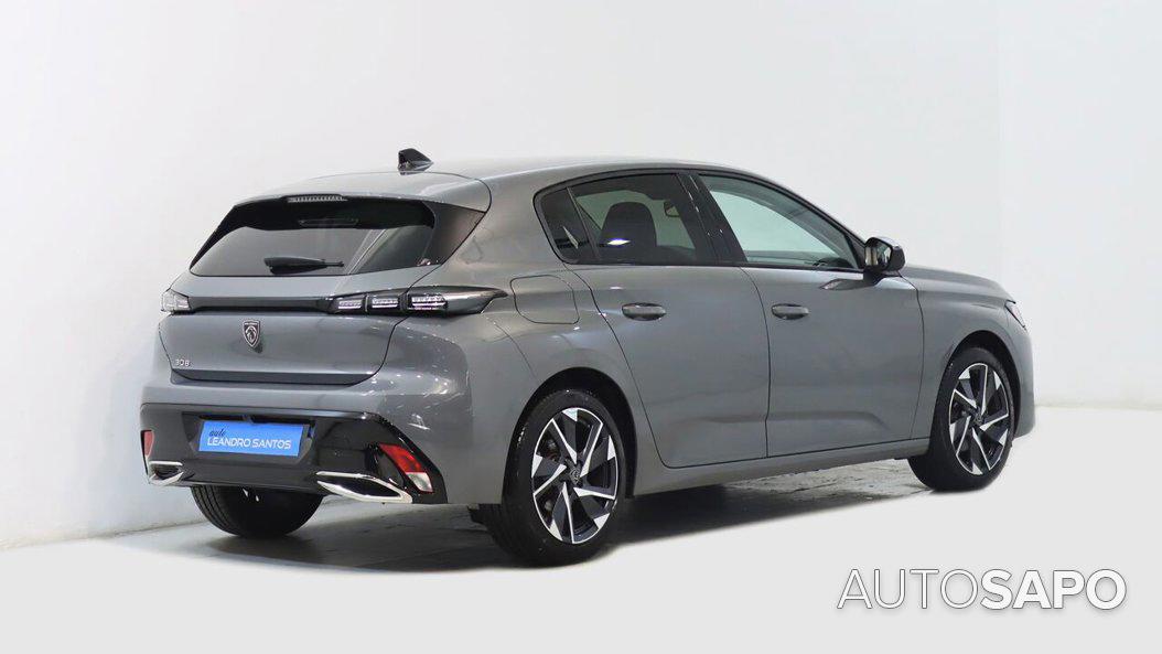 Peugeot 308 1.2 PureTech Allure J17 de 2024