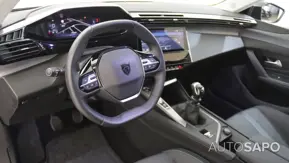 Peugeot 308 1.2 PureTech Allure J17 de 2024