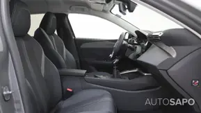 Peugeot 308 1.2 PureTech Allure J17 de 2024
